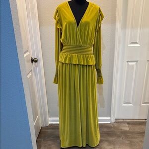 Elegant Yellow Maxi Dress